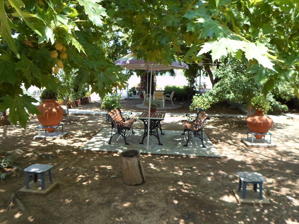 Villa Chrisanthi Gera Exterior foto