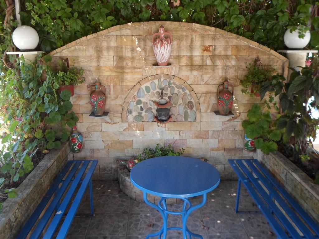 Villa Chrisanthi Gera Exterior foto